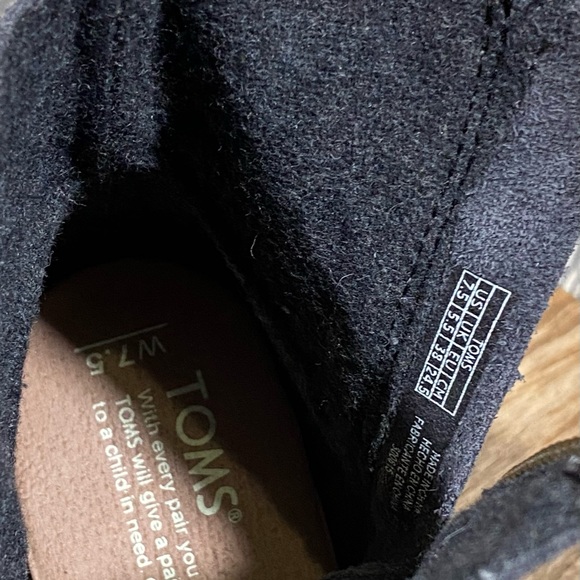TOMS Desert Suede Wedge Bootie Dark Gray Size 7.5 - Picture 9 of 14